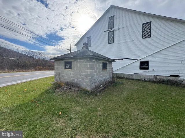 $409,000 | 1-19032 Spring Run Rd Spring Run, Spring Run, PA 17262