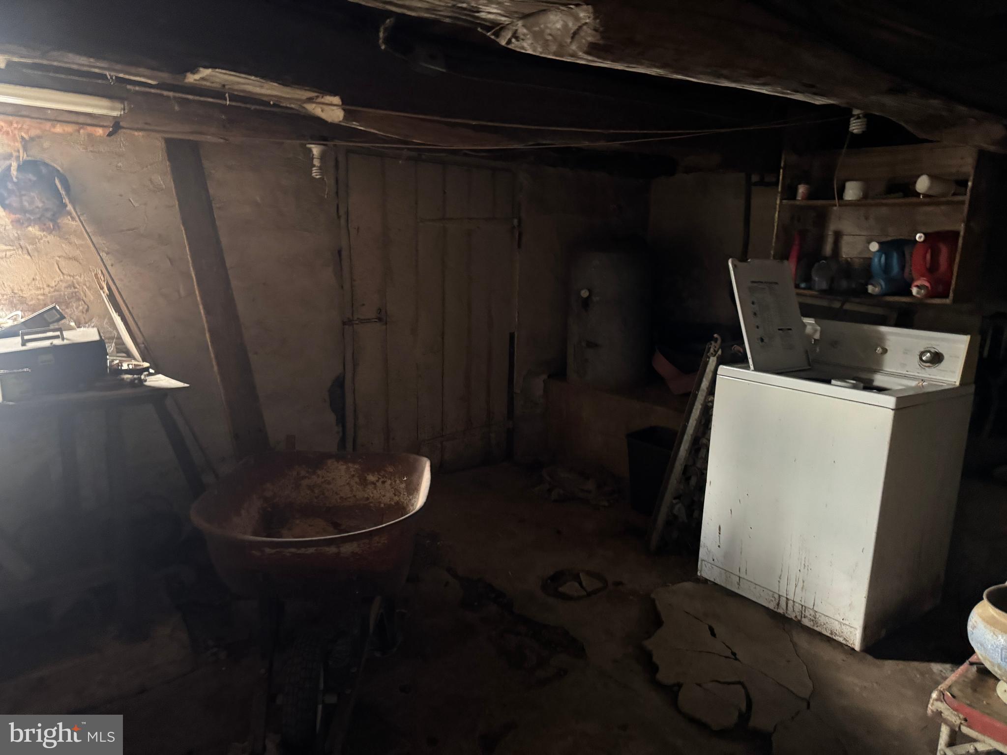 1-19032 Spring Run Rd Spring Run Spring Run, PA 17262 - Photo 77 of 79 a bathroom with a toilet and a shower