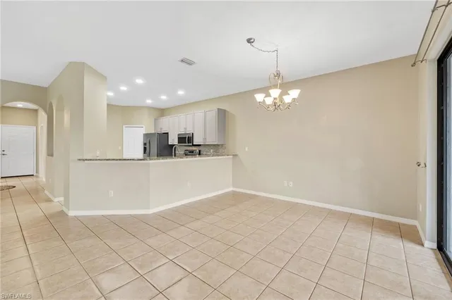 $469,900 | 15662 Summit Pl Circle, Unit 385, Naples, FL 34119