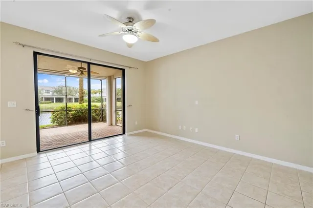 $469,900 | 15662 Summit Pl Circle, Unit 385, Naples, FL 34119