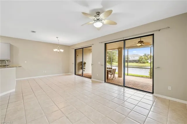$469,900 | 15662 Summit Pl Circle, Unit 385, Naples, FL 34119