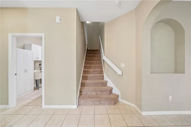 $469,900 | 15662 Summit Pl Circle, Unit 385, Naples, FL 34119