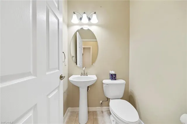 $469,900 | 15662 Summit Pl Circle, Unit 385, Naples, FL 34119