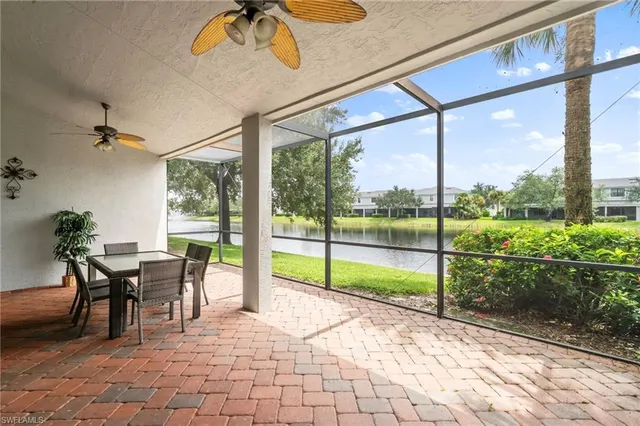 $469,900 | 15662 Summit Pl Circle, Unit 385, Naples, FL 34119
