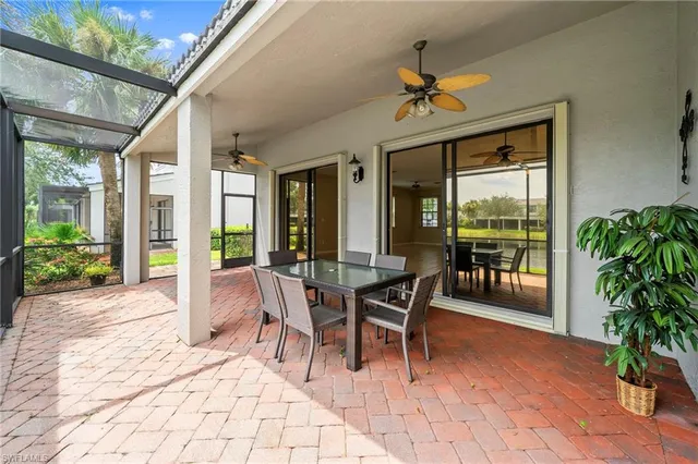 $469,900 | 15662 Summit Pl Circle, Unit 385, Naples, FL 34119