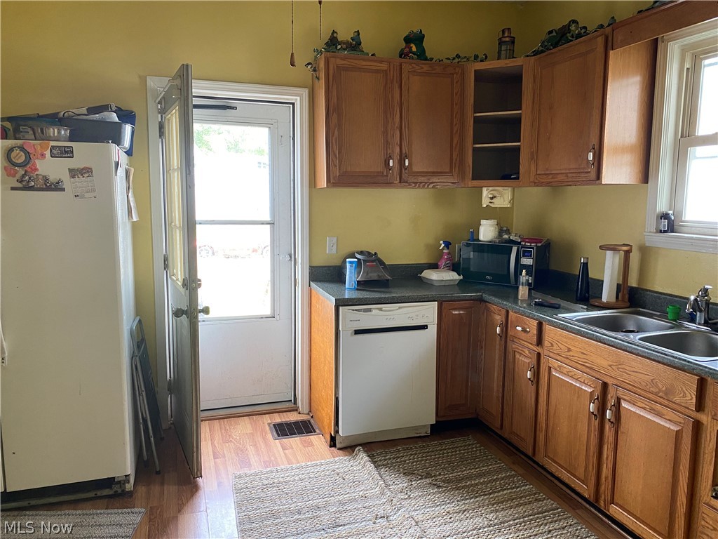 442 Cambridge Road Coshocton, OH 43812 - Photo 5 of 9 Gallery Image 5