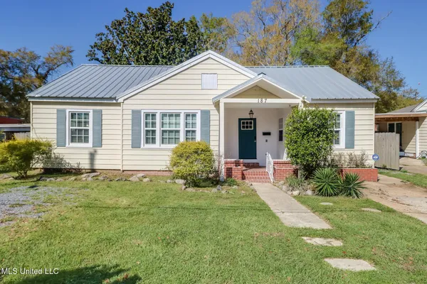 $2,670 | 187 Bilmarsan Drive, Biloxi, MS 39531