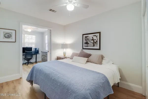 $2,670 | 187 Bilmarsan Drive, Biloxi, MS 39531