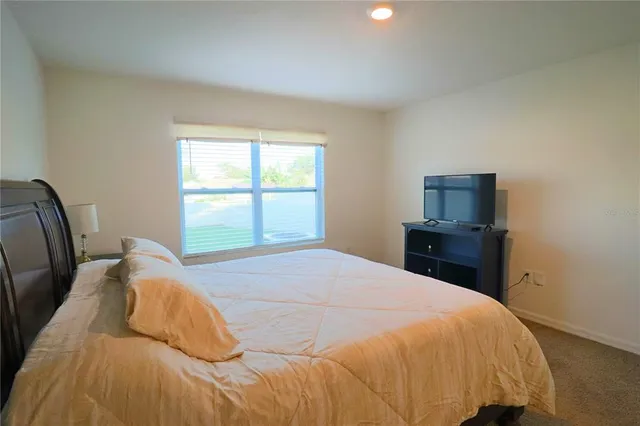 $2,600 | 749 Northwest 244th Drive, Newberry, FL 32669