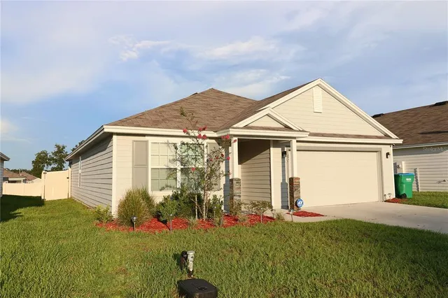 $2,600 | 749 Northwest 244th Drive, Newberry, FL 32669