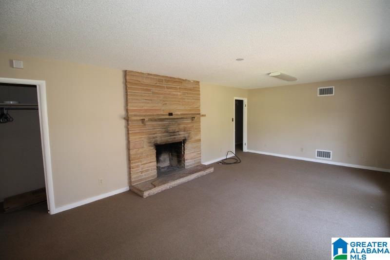 913 Huffman Road Birmingham, AL 35235 - Photo 7 of 20