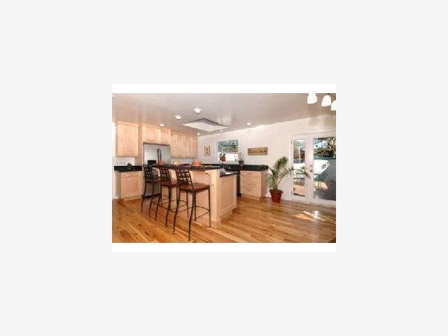 173 Spring Street Santa Cruz, CA 95060 - Photo 3 of 9 Gallery Image 3