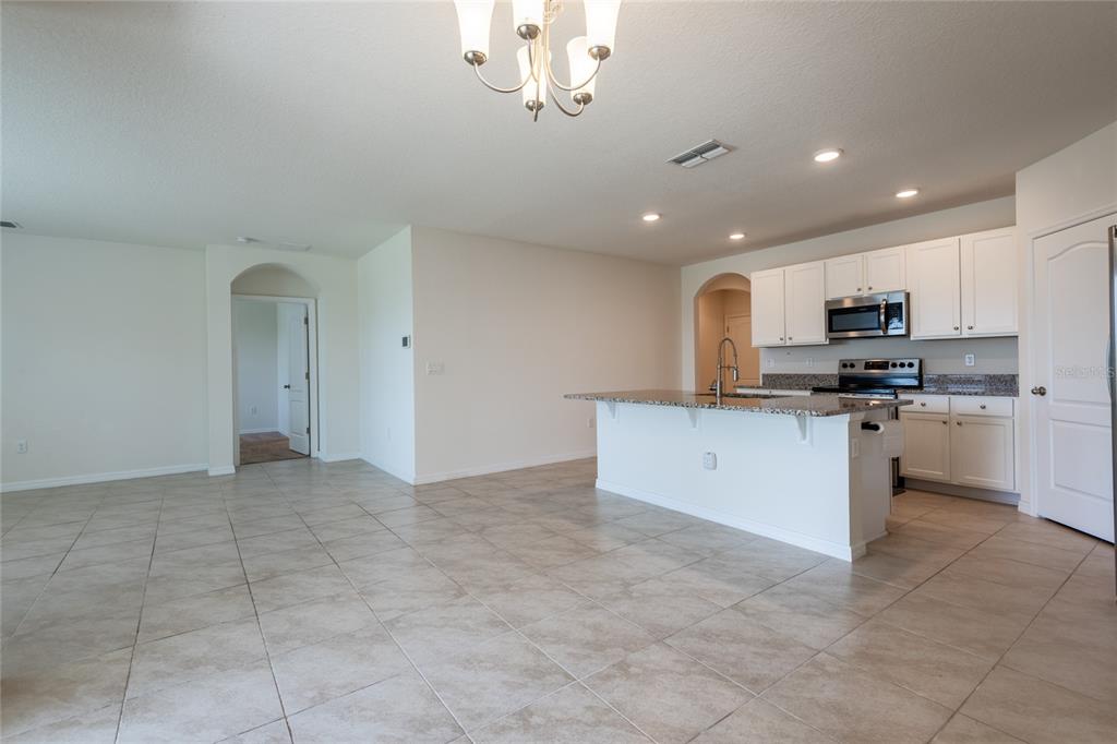 2433 White Poppy Drive Kissimmee, FL 34747 - Photo 26 of 40