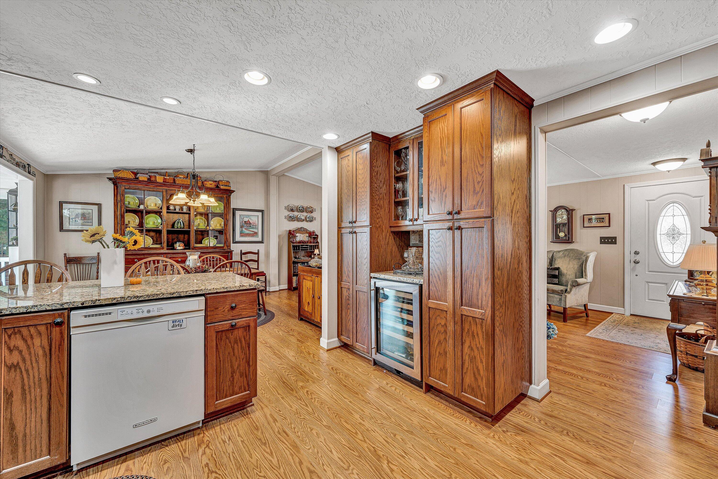 151 Twin Oaks Road Wirtz, VA 24184 - Photo 16 of 41 Quality Cabinets & Countertops