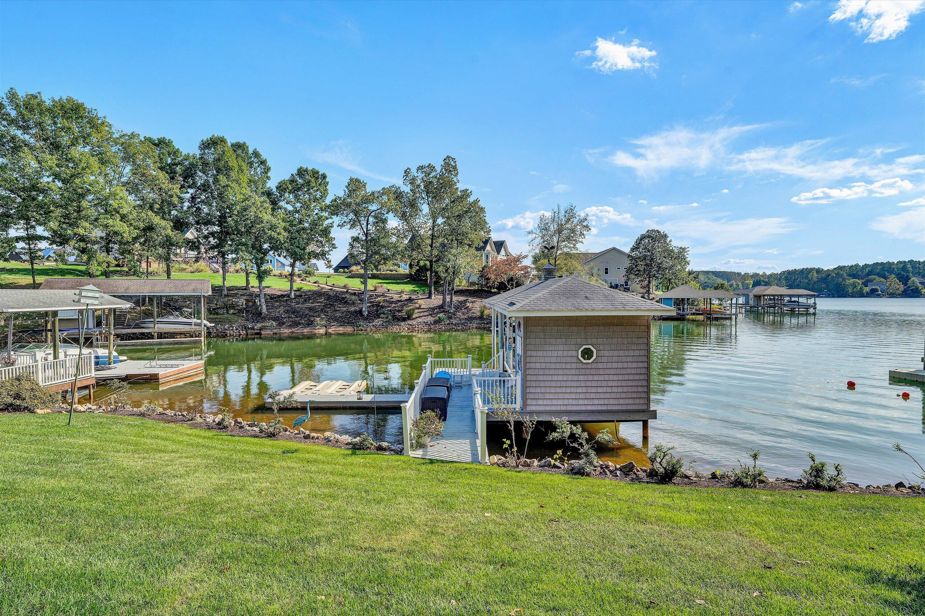 151 Twin Oaks Road Wirtz, VA 24184 - Photo 7 of 41 front view of a house with a yard