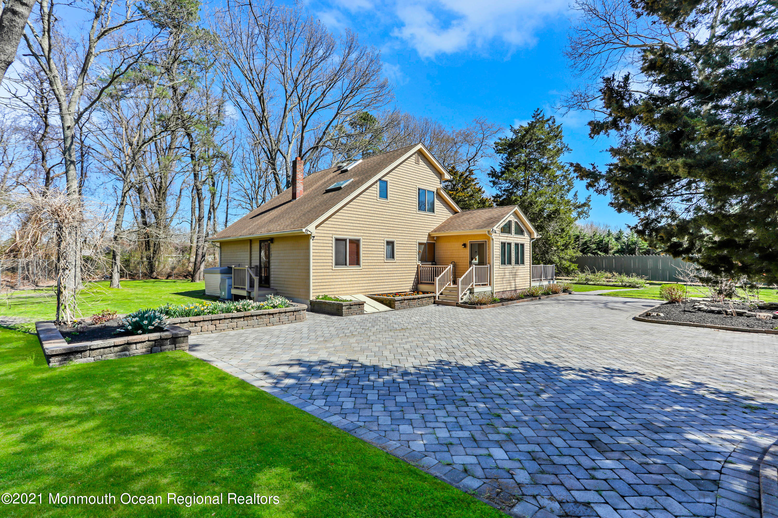 5 Brook Road Howell, NJ 07731 - Photo 13 of 57 6