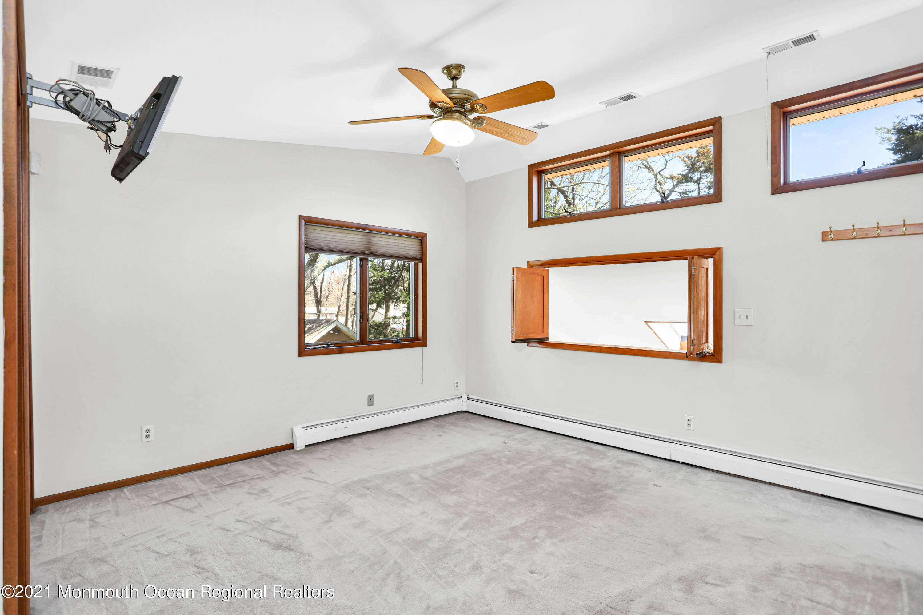 5 Brook Road Howell, NJ 07731 - Photo 29 of 57 53