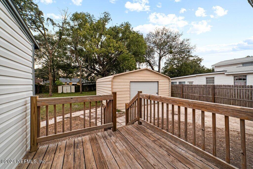 1720 Lilly Road East Jacksonville, FL 32207 - Photo 26 of 33 a view of wooden deck