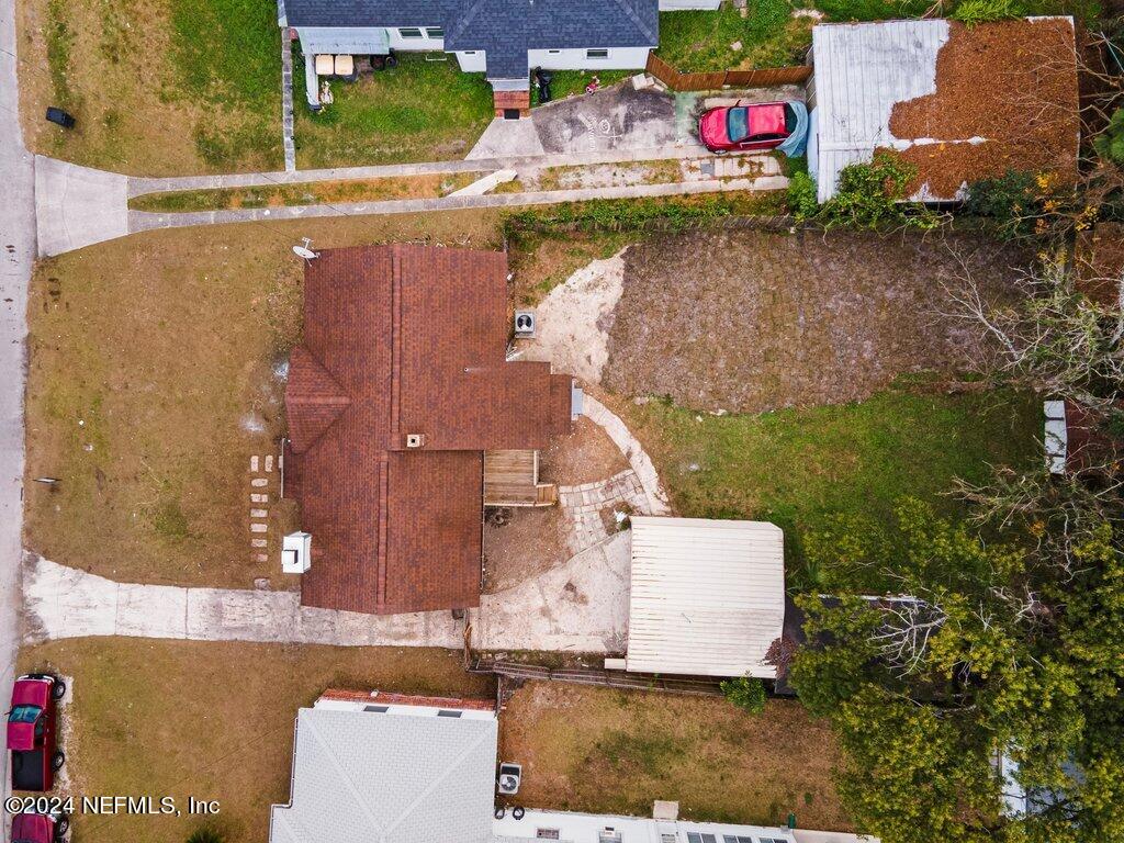 1720 Lilly Road East Jacksonville, FL 32207 - Photo 32 of 33 an aerial view of residential house with outdoor space