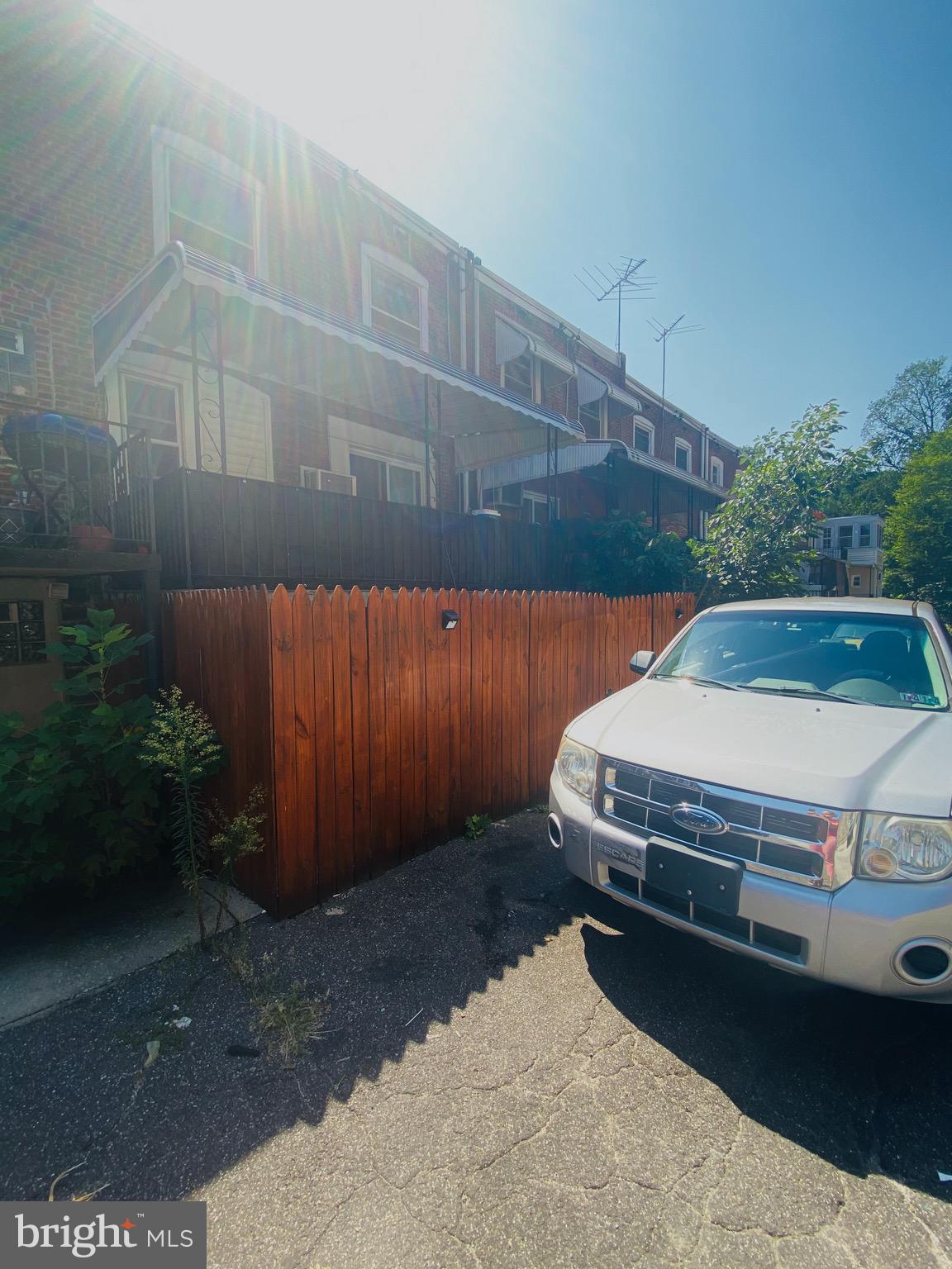 6623 Lotus Road Philadelphia, PA 19151 - Photo 13 of 17 driveway