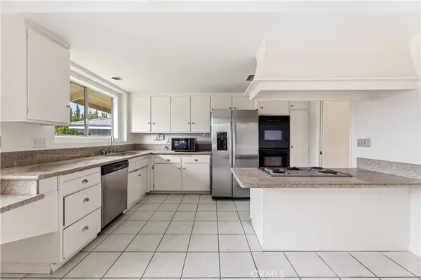 $1,799,000 | 5602 Sunmist Drive, Rancho Palos Verdes, CA 90275