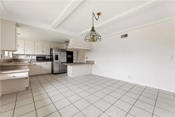 $1,799,000 | 5602 Sunmist Drive, Rancho Palos Verdes, CA 90275