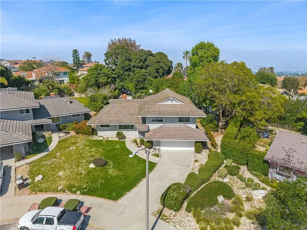 $1,799,000 | 5602 Sunmist Drive, Rancho Palos Verdes, CA 90275