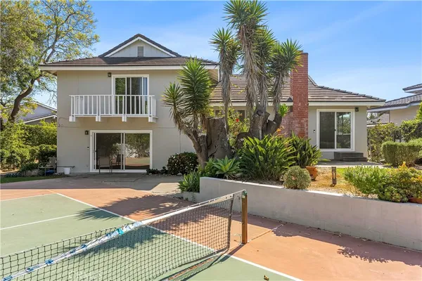 $1,799,000 | 5602 Sunmist Drive, Rancho Palos Verdes, CA 90275