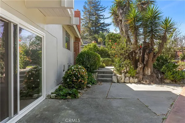 $1,799,000 | 5602 Sunmist Drive, Rancho Palos Verdes, CA 90275