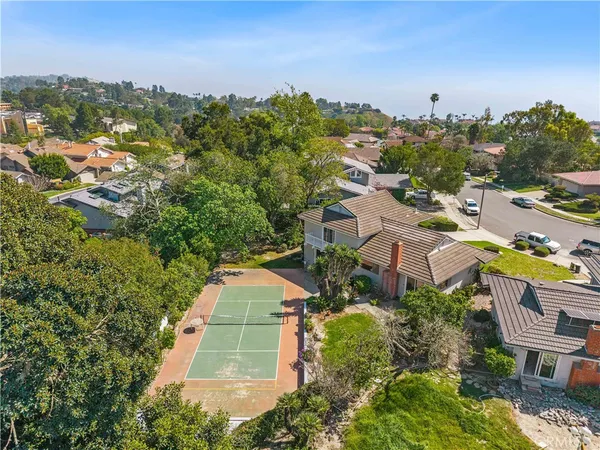 $1,799,000 | 5602 Sunmist Drive, Rancho Palos Verdes, CA 90275