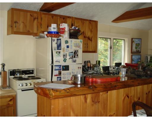 123 Port Road Kennebunk, ME 04043 - Photo 3 of 13 Kitchen.