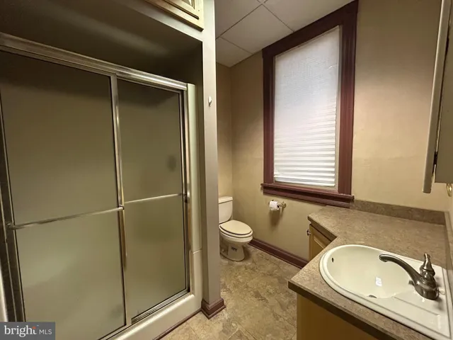 $1,195 | 109 East Broad Street, Unit 1, Tamaqua, PA 18252