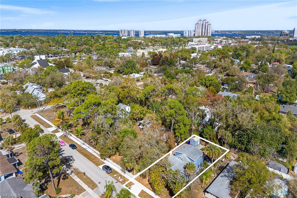 2149 Stella Street Fort Myers, FL 33901 - Photo 35 of 43 view of a city