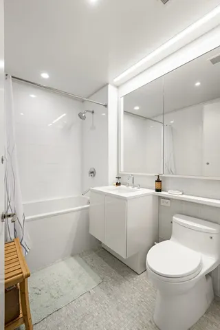 $2,650,000 | 50 Riverside Boulevard, Unit 15M | Upper West Side