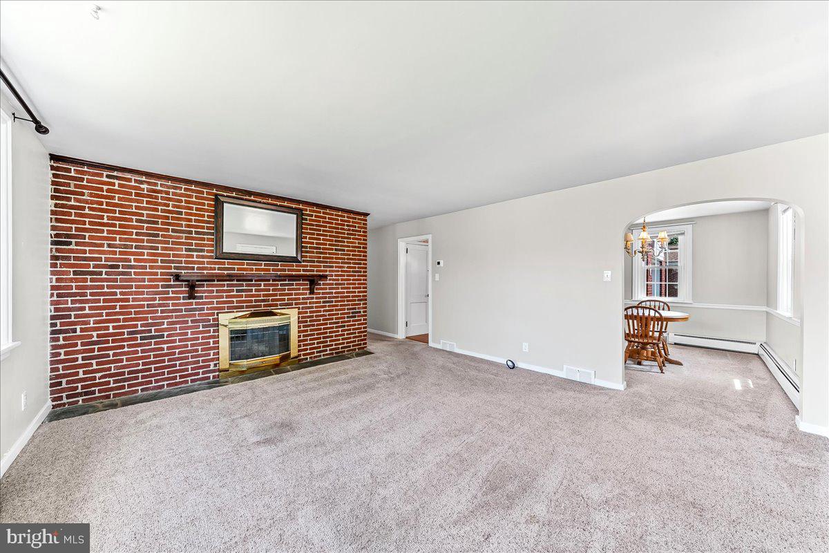 2653 Brierwood Road Broomall, PA 19008 - Photo 7 of 39