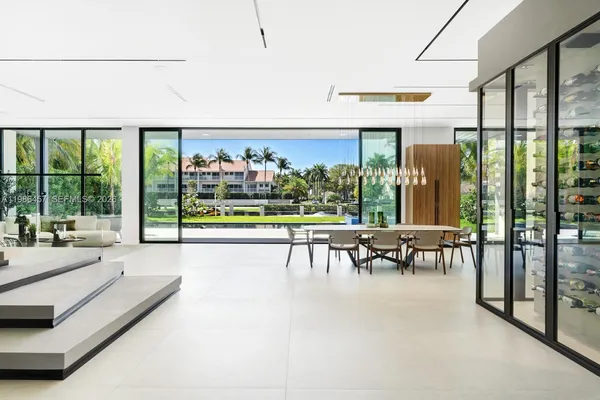 $45,000 | 493 Holiday Drive, Hallandale Beach, FL 33009