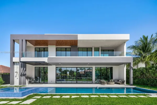 $45,000 | 493 Holiday Drive, Hallandale Beach, FL 33009