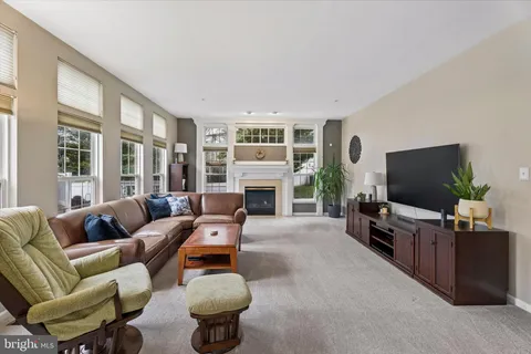 $875,000 | 602 Bellflower Boulevard, Warrington, PA 18976