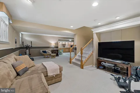 $875,000 | 602 Bellflower Boulevard, Warrington, PA 18976
