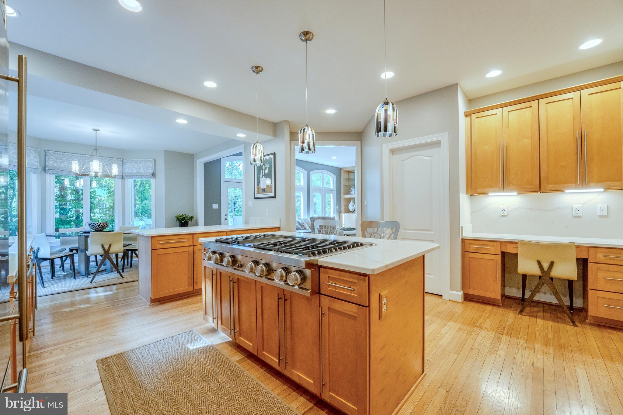 11096 Whitstone Place Reston, VA 20194 - Photo 13 of 69 Gallery Image 13