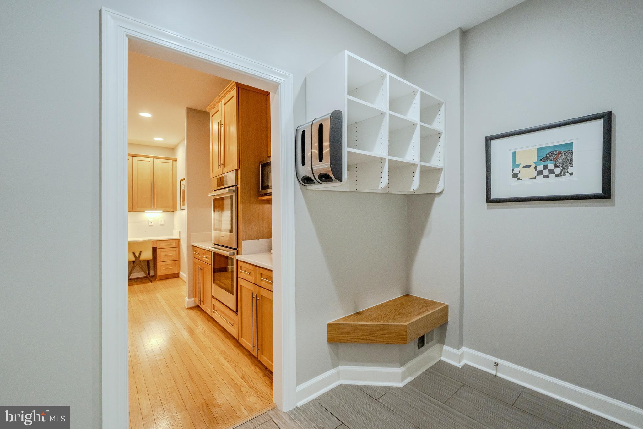 11096 Whitstone Place Reston, VA 20194 - Photo 25 of 69 Gallery Image 25
