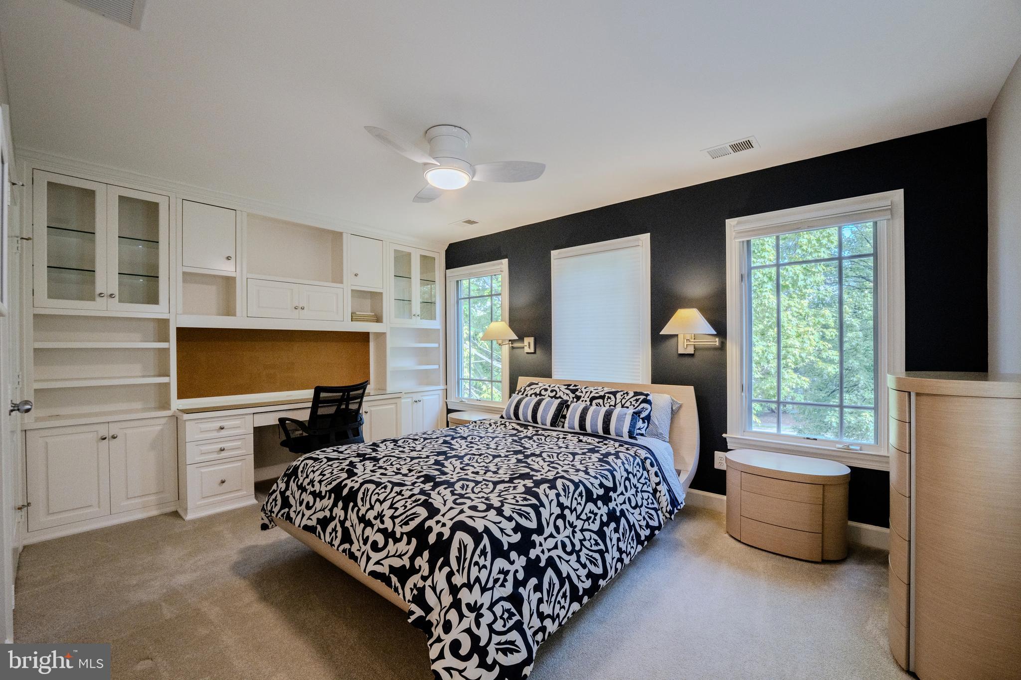 11096 Whitstone Place Reston, VA 20194 - Photo 36 of 69 Gallery Image 36