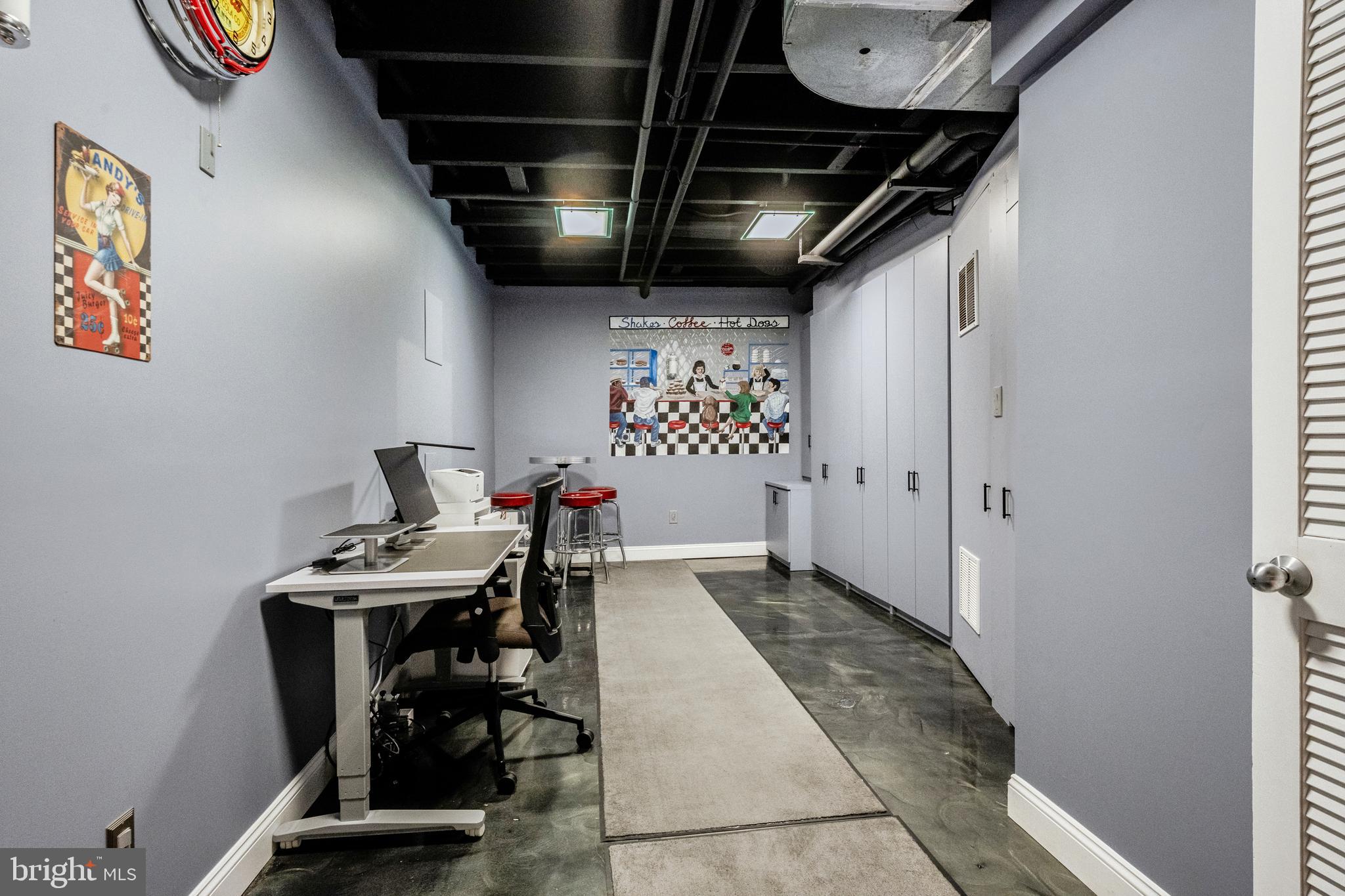 11096 Whitstone Place Reston, VA 20194 - Photo 57 of 69 Gallery Image 57