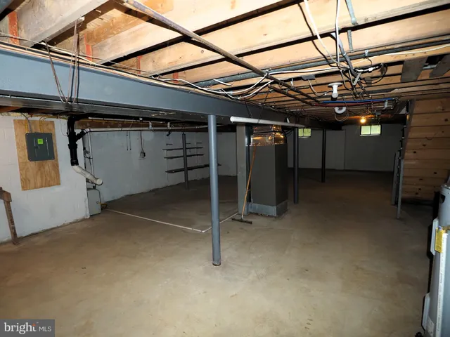 $499,900 | 322 Wallace Drive, Newark, DE 19711