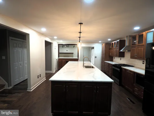 $499,900 | 322 Wallace Drive, Newark, DE 19711