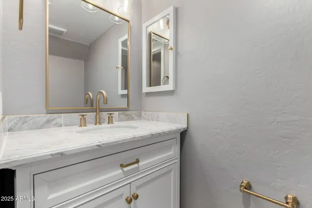 a close view of sink and tap