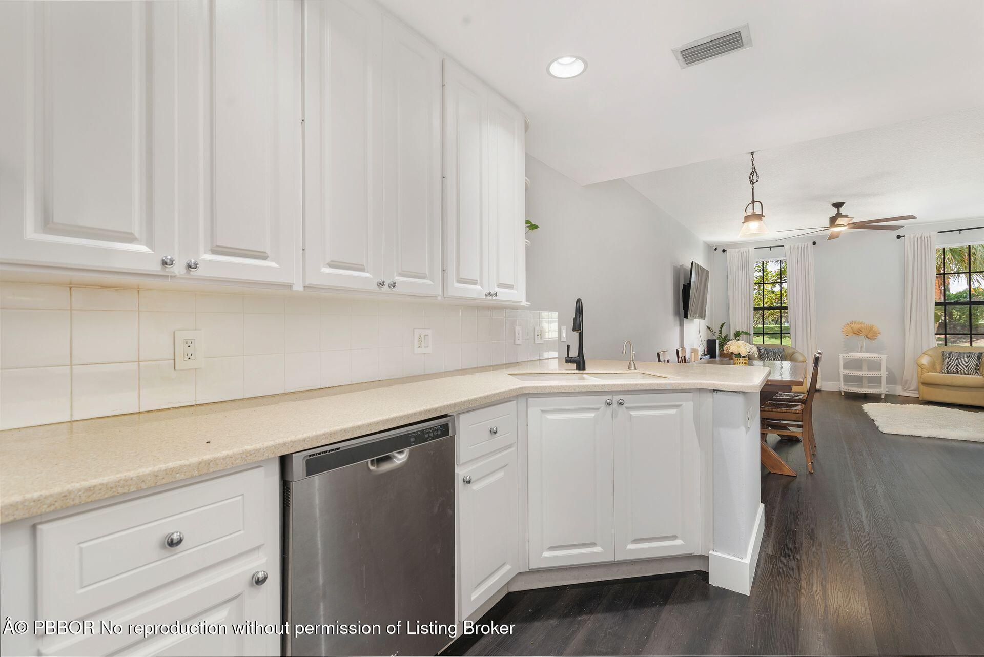 124 Ashley Court, Unit 124 Jupiter, FL 33458 - Photo 11 of 26 13