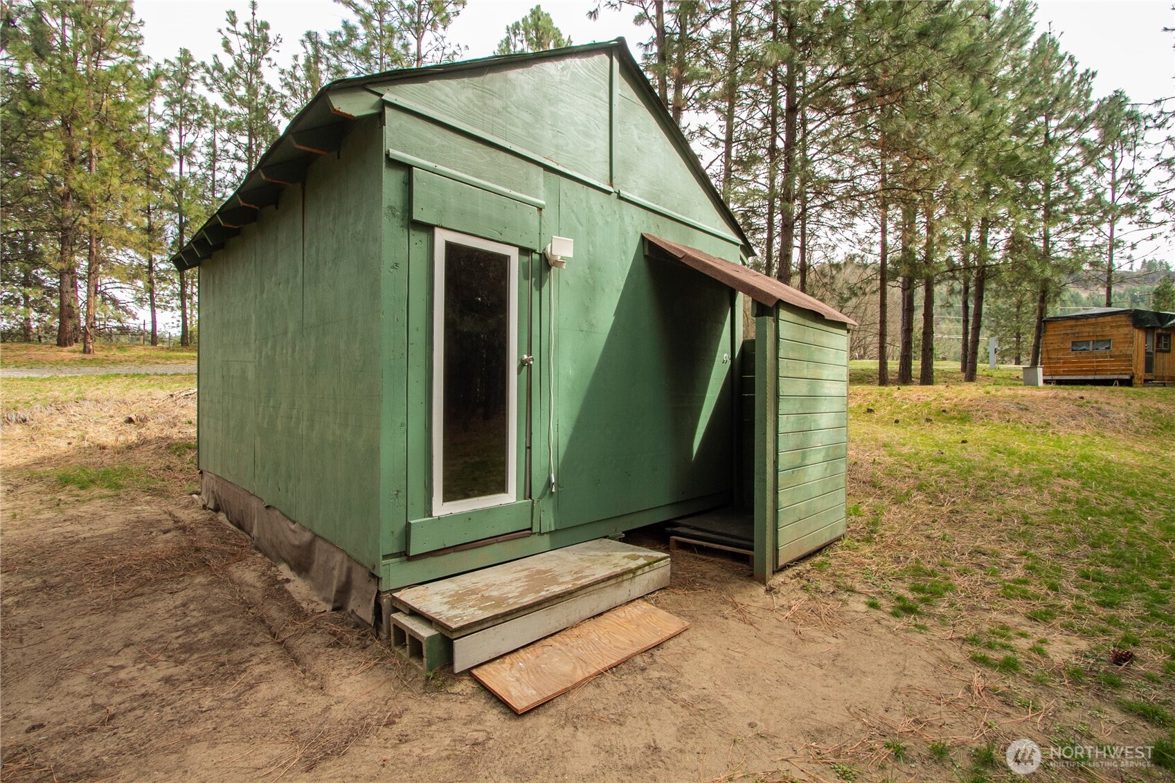 1274 Peachcrest Road, Unit F Kettle Falls, WA 99141 - Photo 11 of 24 Gallery Image 11