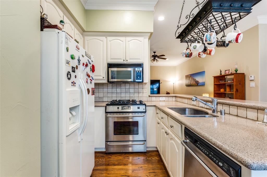 4007 Bowser Avenue, Unit D Dallas, TX 75219 - Photo 8 of 25