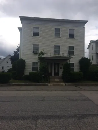 $1,200 | 108 Alsace Street, Manchester, NH 03102